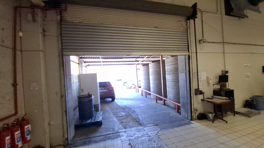To Let commercial Property for Rent in Brackenfell Central Western Cape